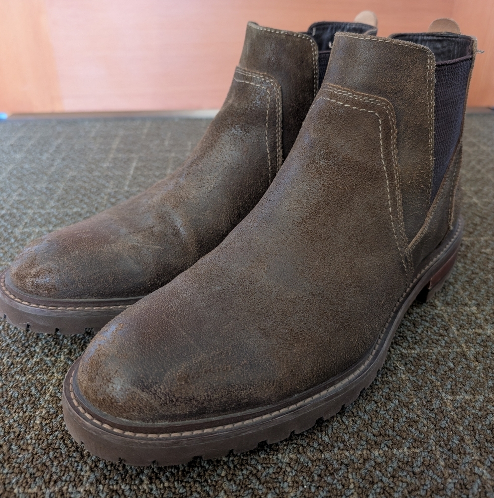Johnston & Murphy Chelsea Slip On Boots - Picture 4 of 9